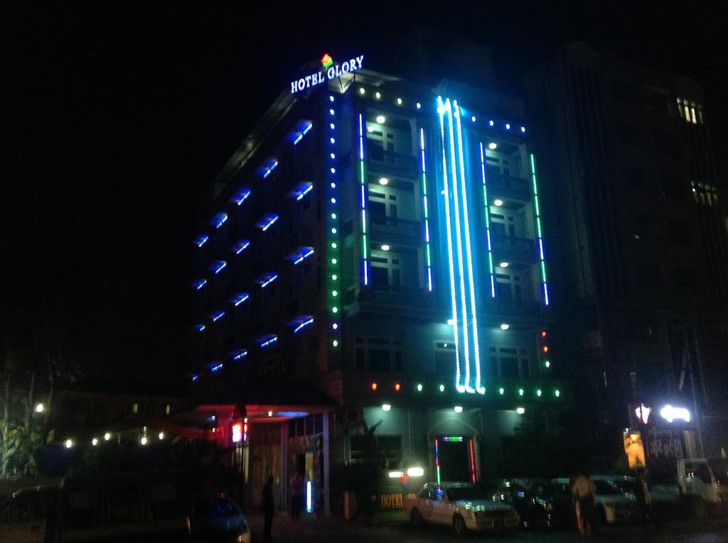 Hotel Glory Янгон Екстериор снимка